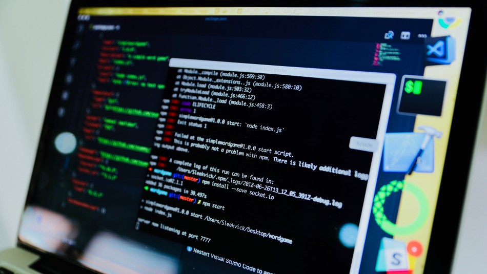 Adolescente es acusado de hackeo masivo en Twitter: Su intención era robar dinero Adolescente es acusado de hackeo masivo en Twitter: Su intención era robar dinero