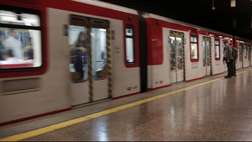 Presidente confirma que siguen en marcha proyectos de ampliación y construcción de líneas del Metro de Santiago