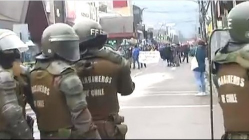 Incidentes se registran en Temuco tras llegada de ministro Pérez a La Araucanía