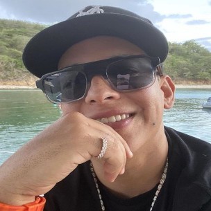 Daddy Yankee presume de su físico luego de bajar más de 12 kilos en las últimas semanas Daddy Yankee presume de su físico luego de bajar más de 12 kilos en las últimas semanas