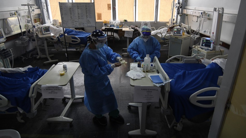 Imagen referencial Balance Minsal: Se reportan más de 2.000 nuevos casos de contagio y 75 muertes por coronavirus en Chile