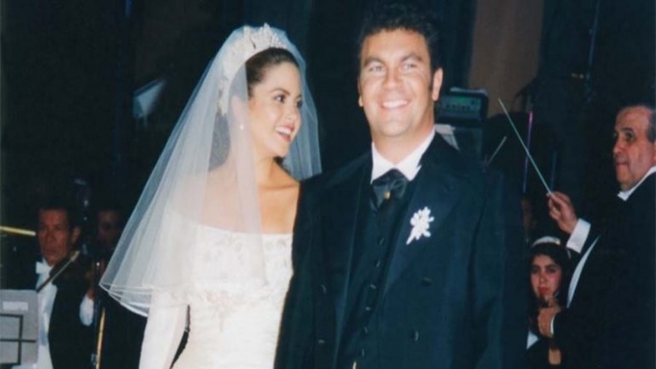 Lucerito revela detalles inéditos de su boda con Mijares hace 23 años: También dice qué siente hoy por su exesposo Lucerito revela detalles inéditos de su boda con Mijares hace 23 años: También dice qué siente hoy por su exesposo