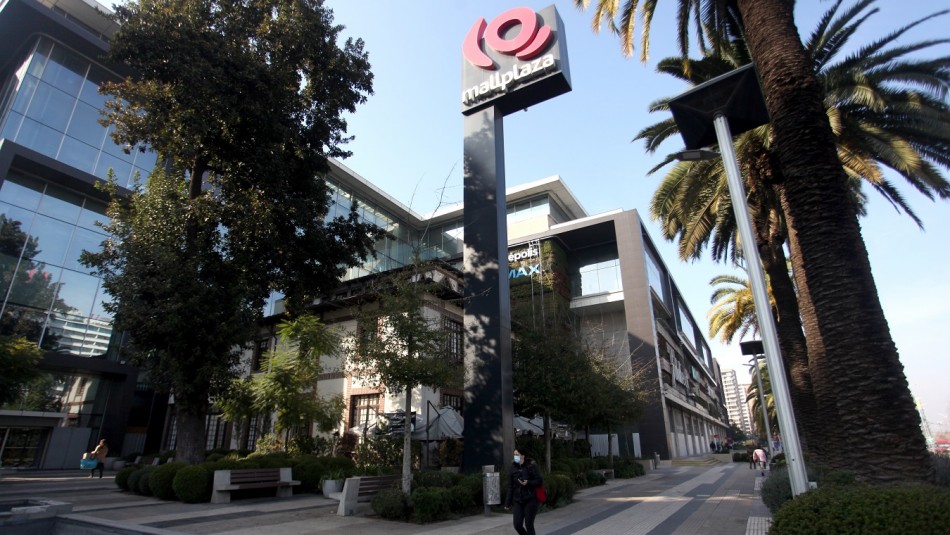Mall Los malls abren en Santiago.