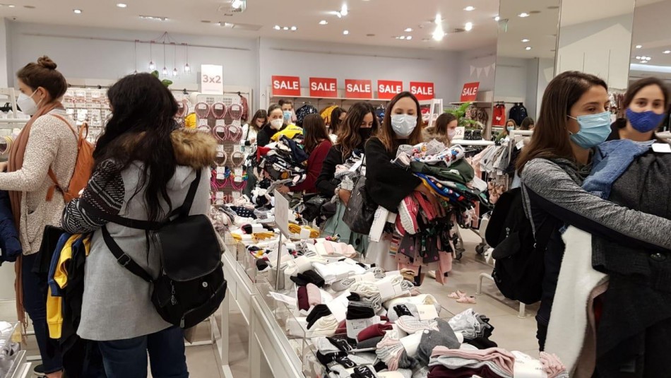 Fiscalización a tienda de Mall Casa Costanera arroja graves irregularidades en permisos y contratos