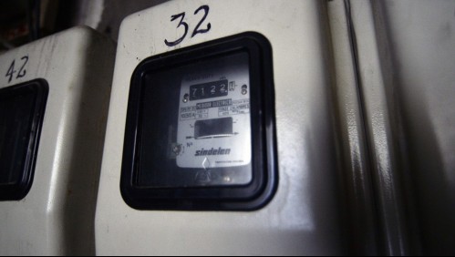 Aprueban proyecto que prohíbe cortar la electricidad por deuda de gastos comunes