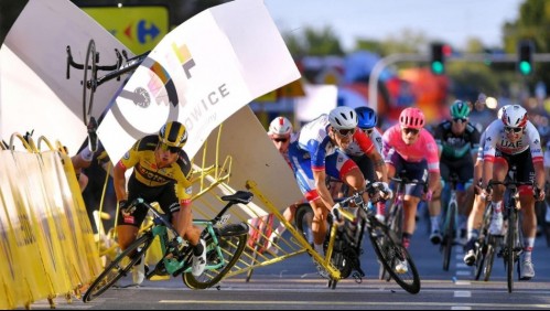 'Tiene todos los huesos de la cara rotos': Parte médico del ciclista que sufrió grave accidente en el Tour de Polonia