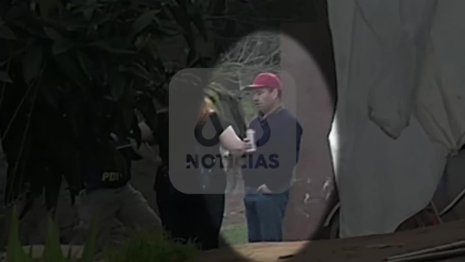 Video muestra actuar del padrastro de Ámbar cuando la PDI llegó por primera vez a su casa Video muestra actuar del padrastro de Ámbar cuando la PDI llegó por primera vez a su casa