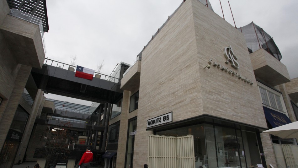 h&m casacostanera Daza tras clausura de tienda H&M en Casacostanera: