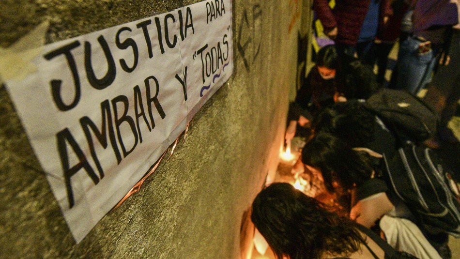 Incidentes se produjeron en departamento donde pasaría la noche la madre de Ámbar Cornejo en Limache Incidentes se produjeron en departamento donde pasaría la noche la madre de Ámbar Cornejo en Limache