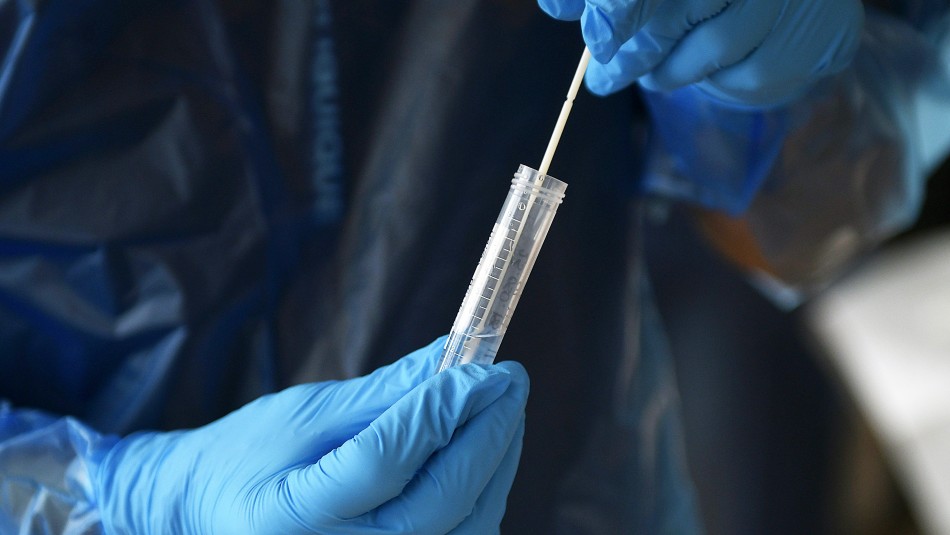 Imagen referencial Nuevo informe epidemiológico: Conoce las comunas con más casos activos de coronavirus en el país