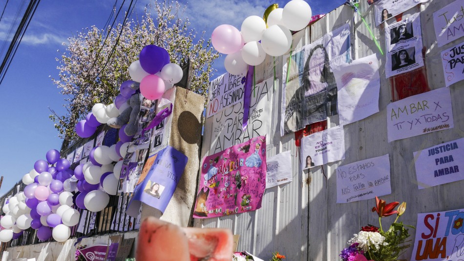 Realizan velatón por Ámbar Cornejo y vecinos expresan su apoyo a la familia Velatón por Ámbar Cornejo: Cercanos expresaron su apoyo a la familia y pintaron un mural