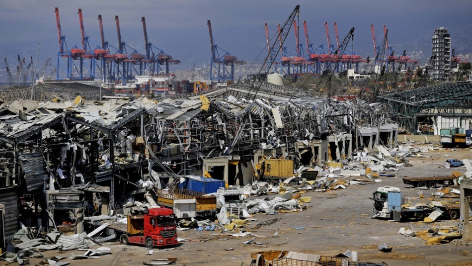 Puerto de Beirut Gobierno libanés renuncia como consecuencia del descontento social tras las explosiones en Beirut