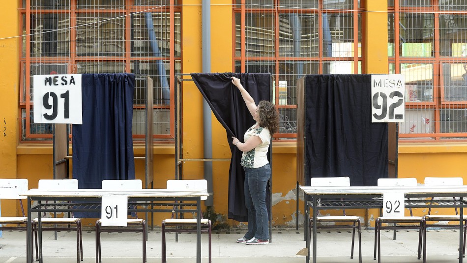 Plebiscito 2020: Gobierno presenta indicación y pide extender horario de votación de máximo 12 horas Plebiscito 2020: Gobierno presenta indicación y pide extender horario de votación de máximo 12 horas