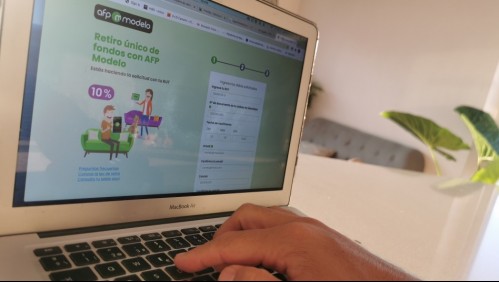 Afiliados de AFP Modelo reclaman que aún no reciben el pago del 10%