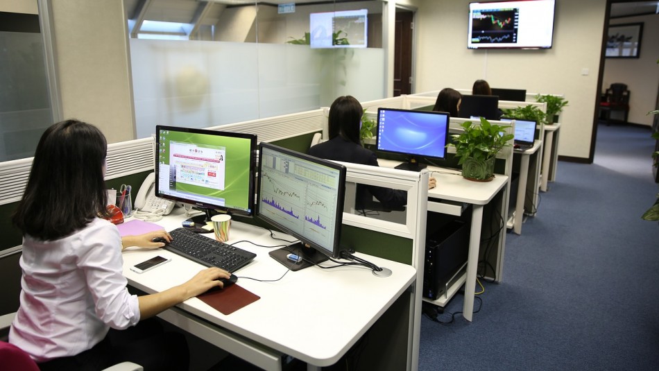 Experto se refiere a medidas preventivas ante eventual regreso al trabajo Experto por medidas preventivas ante eventual vuelta al trabajo: