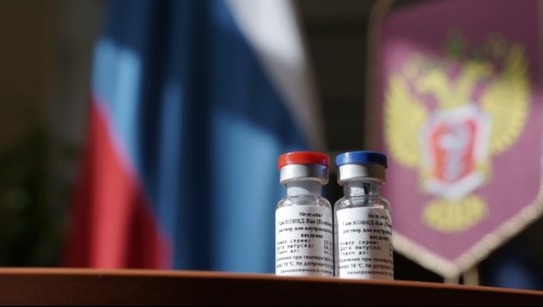 'Es peligro innecesario': Expertos llaman a posponer la aprobación de vacuna rusa contra coronavirus