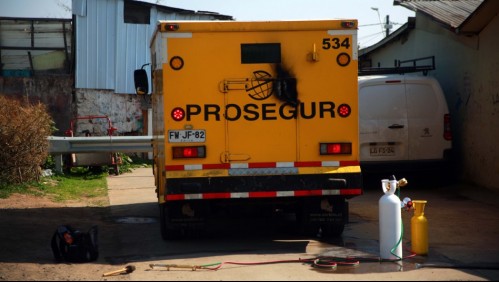 Detienen a conductor de camión de valores tras intento de robo en Peñalolén