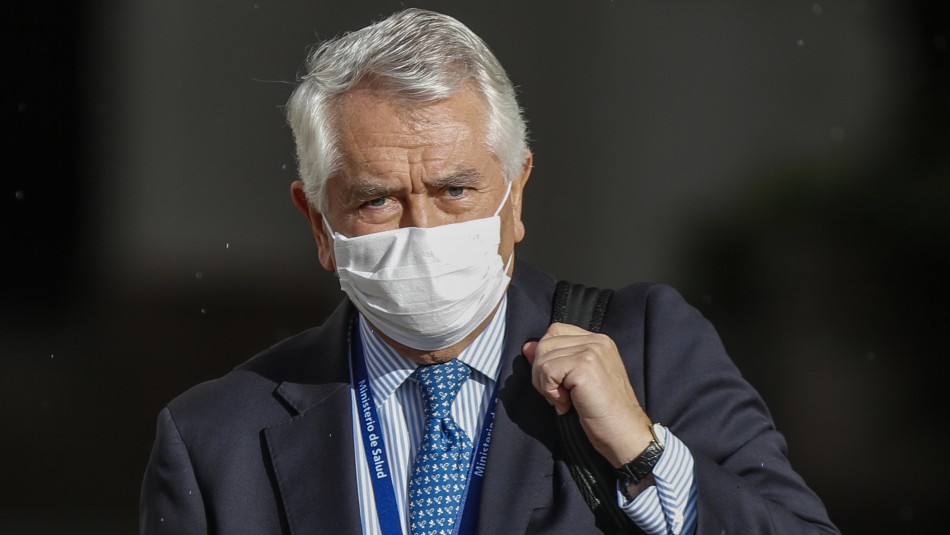 Enrique Paris Balance por coronavirus en Chile: Minsal reporta 61 muertos y 1.556 nuevos contagios