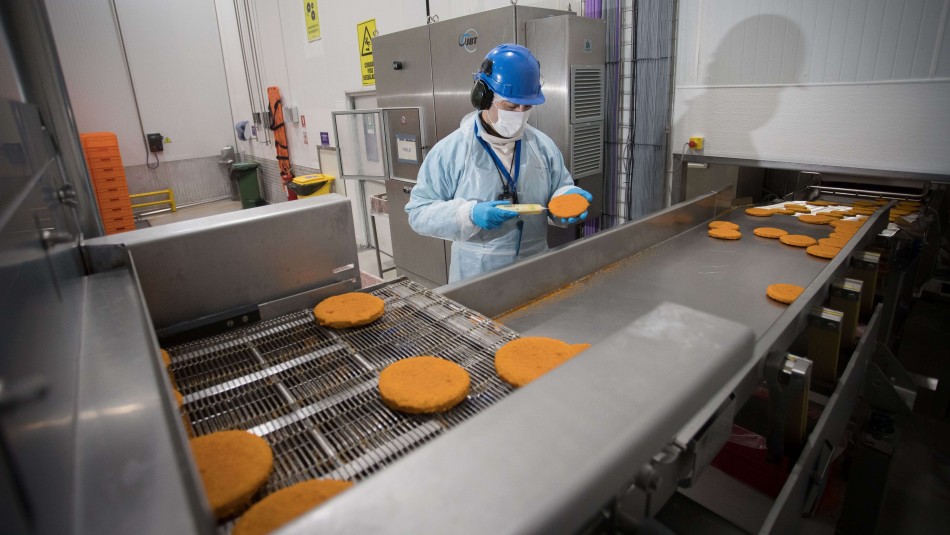 Industria de las carnes blancas da empleo en más de 30 localidades de la zona central Industria de las carnes blancas da empleo en más de 30 localidades de la zona central