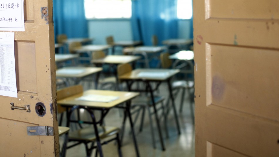 Imagen referencial de archivo Aprueban proyecto que prohíbe cancelar matrículas 2021 por deudas en colegios pagados
