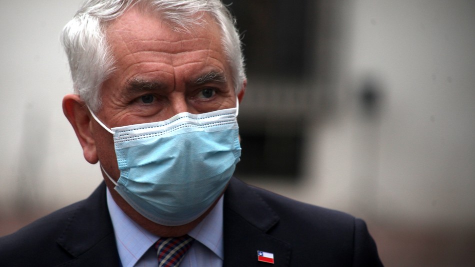 Enrique Paris Balance coronavirus: Minsal reporta 52 muertos y más de 1.900 contagios