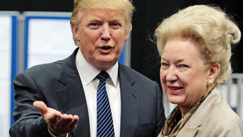 Donald Trump y su hermana Maryanne Trump Barry Hermana de Donald Trump lo llama