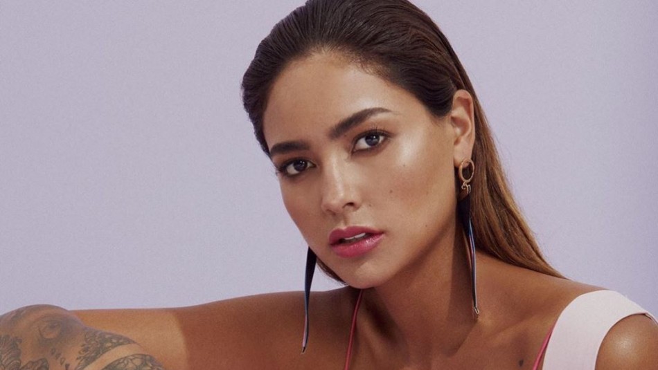 Camila Recabarren posa vestida de rosado y la comparan con Paloma Mami y Lady Gaga Camila Recabarren posa vestida de rosado y la comparan con Paloma Mami y Lady Gaga