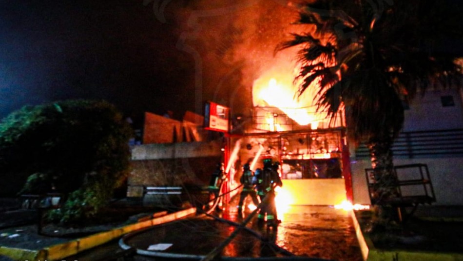 Incendio Iquique Un adulto y dos menores mueren en incendio de local de comida en Iquique