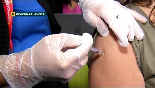 Vacuna a la vista: Voluntarios chilenos se alistan para el proceso de vacunación