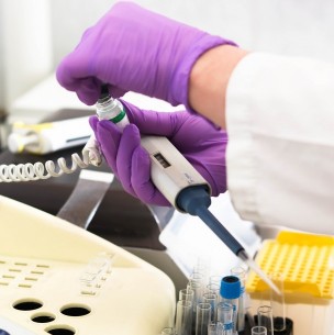 Rusia se prepara para aprobar segunda vacuna contra el coronavirus