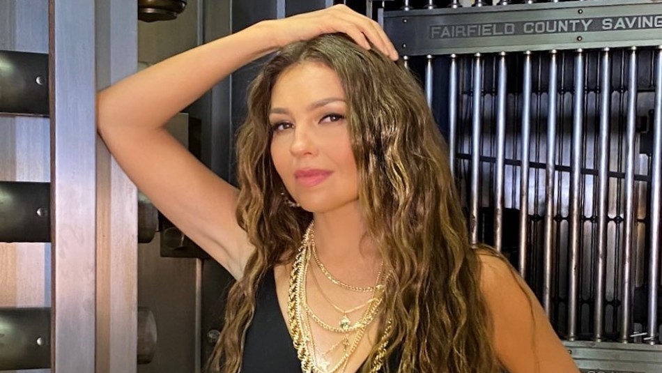 Thalía muestra su propia colección de ropa para celebrar sus 49 años Thalía muestra su propia colección de ropa para celebrar sus 49 años
