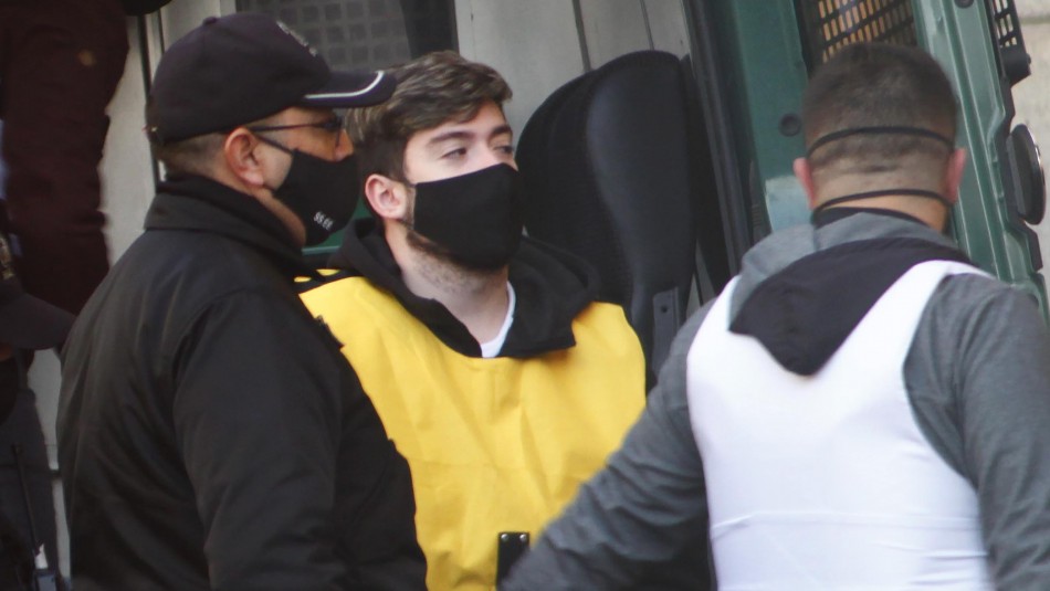 Los documentos que perfilan a Hernán Calderón: Trastorno emocional y estrés psicosocial Los documentos que perfilan a Hernán Calderón: Trastorno emocional y estrés psicosocial