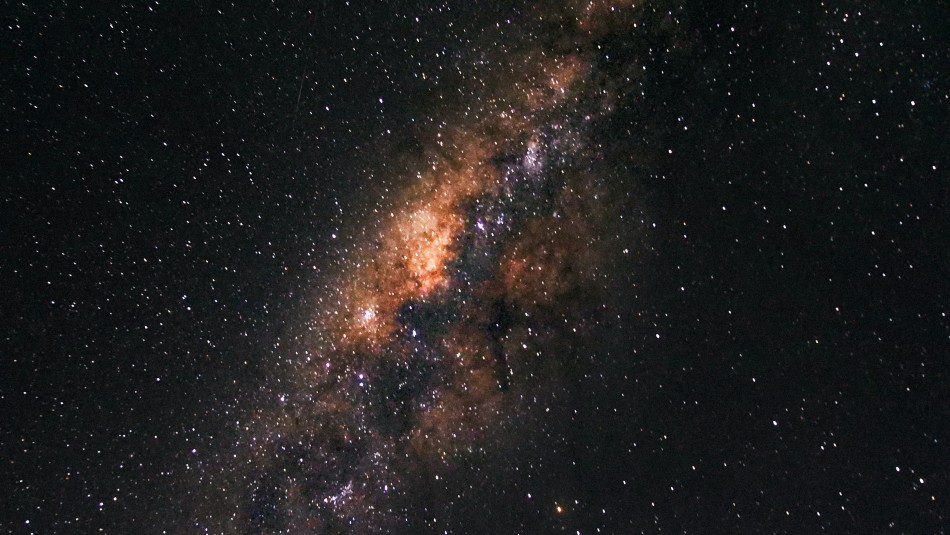El misterioso resplandor en el centro de la vía Láctea que no es lo que los científicos pensaban El misterioso resplandor en el centro de la vía Láctea que no es lo que los científicos pensaban