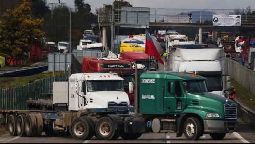 Fiscalía abre investigaciones penales contra camioneros por bloqueo de rutas