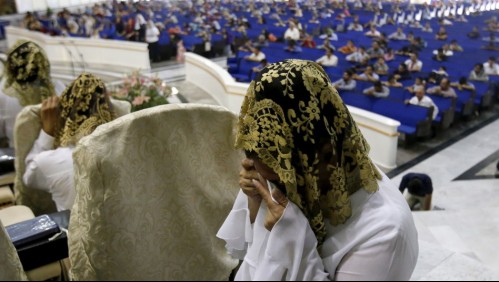 Controvertida secta dona plasma para investigar el coronavirus como medida de reconciliación