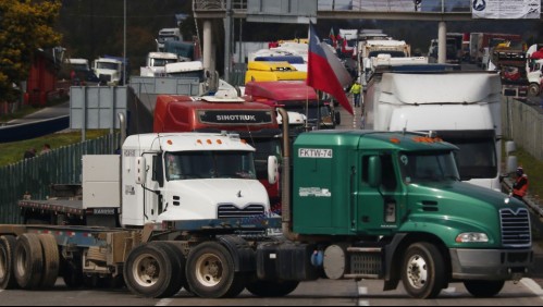 'Llena de frases cliché y generalidades': Camioneros rechazan propuesta de acuerdo del Gobierno