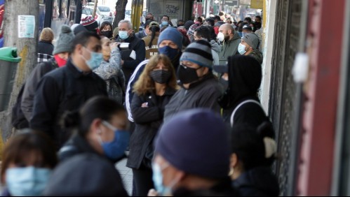 'Estamos todos aquí amontonados': Se registran aglomeraciones en oficinas de la 'Tía Rica'