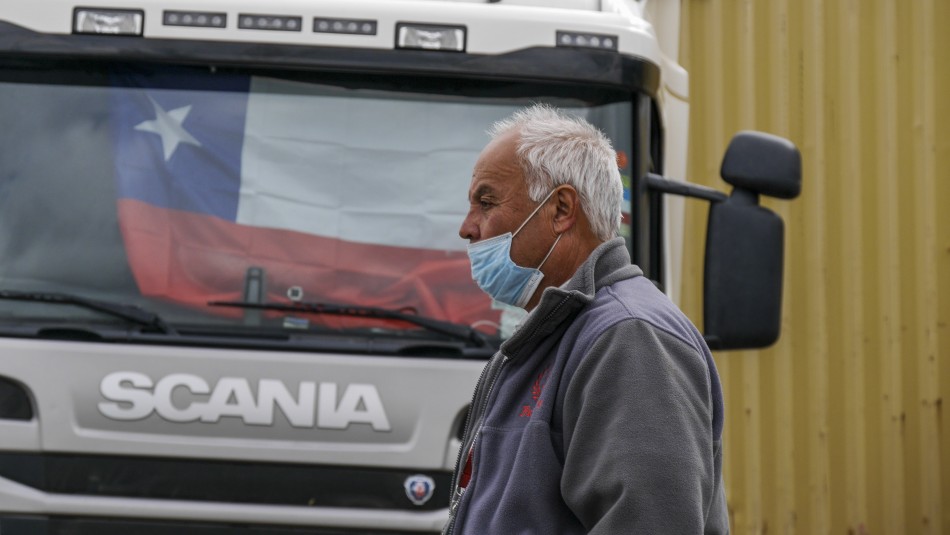 Bancada DC da ultimátum de 24 horas al ministro Pérez por paro de camioneros Bancada DC da ultimátum de 24 horas al ministro Pérez por paro de camioneros