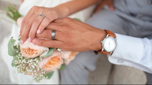 Segundas nupcias: Despachan a ley proyecto que elimina discriminación a mujeres