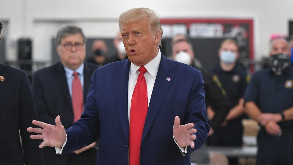 Donald Trump Trump visita Kenosha y califica de