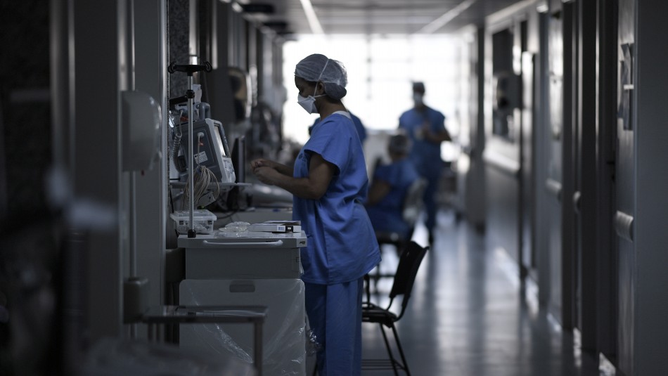 Mujer brasileña estuvo infectada con coronavirus por cinco meses Mujer brasileña estuvo infectada con coronavirus por cinco meses