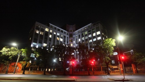 Denuncian que guardias de hospital golpearon y escupieron a joven trans