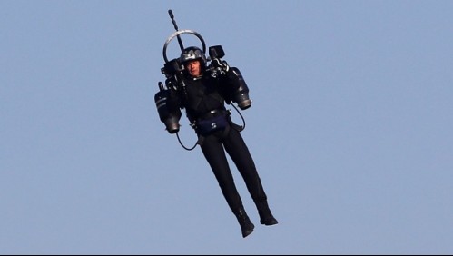 Investigan a hombre que voló en 'Jetpack' cerca de aviones en Los Ángeles