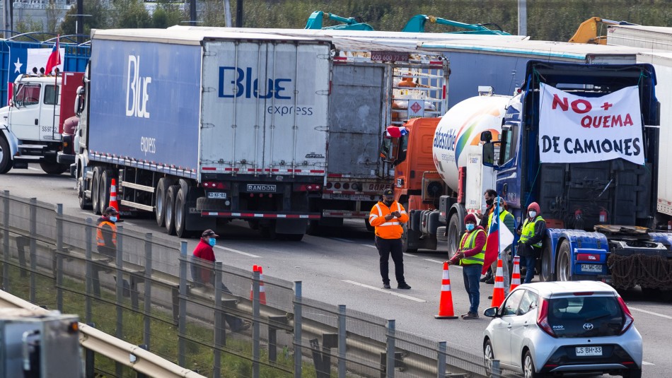 paro camionero Camioneros en horas clave: Necesitamos que el Gobierno diga que va a cumplir con lo que pedimos