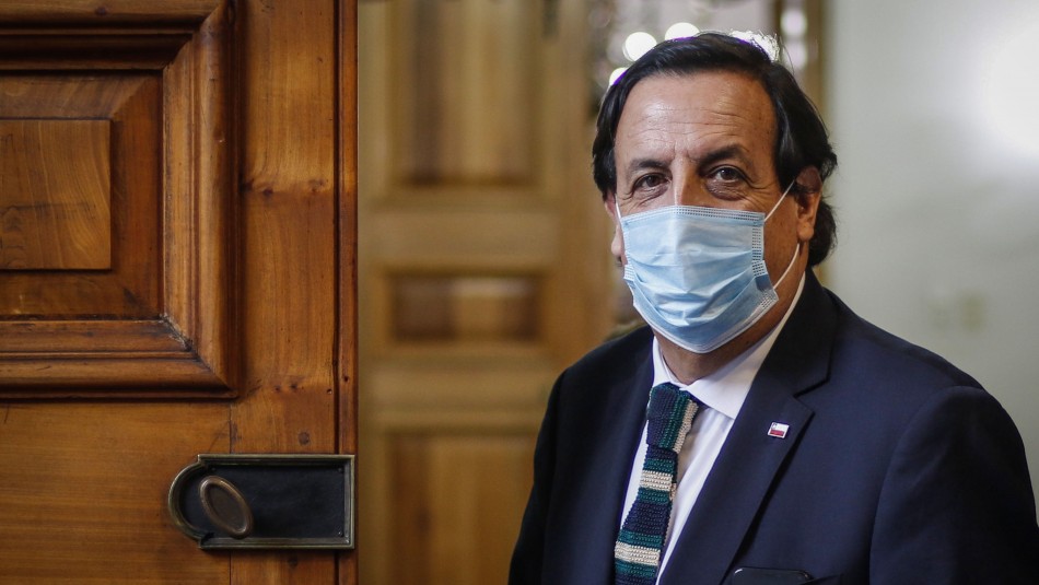 Oposición insiste en acusación constitucional contra ministro Pérez Oposición insiste en acusación constitucional contra ministro Pérez