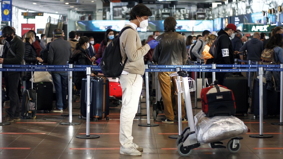 Vuelos desde los $790: Aerolínea lanza Pasajes a precio rebajado