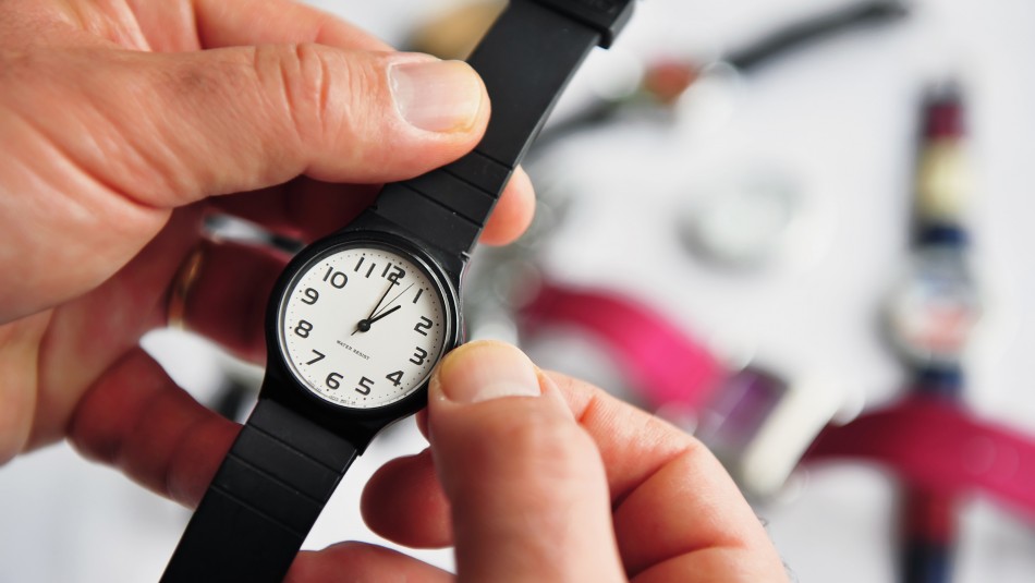 Comienza el Horario de Verano: Revisa la hora oficial de Chile Comienza el Horario de Verano: Revisa la hora oficial de Chile