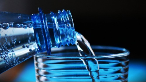 Beber agua en exceso también es peligroso: Cuidado con la 'potomanía'