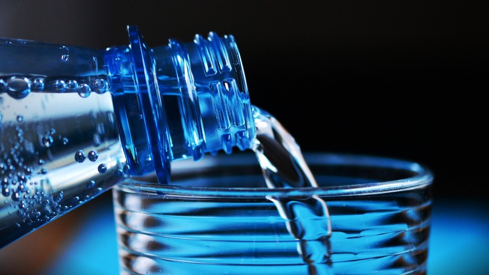 Beber agua en exceso también es peligroso: Cuidado con la Beber agua en exceso también es peligroso: Cuidado con la