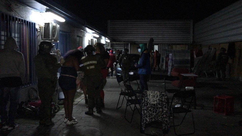 17 detenidos por participar en fiesta clandestina en un cité de Renca 17 detenidos por participar en fiesta clandestina en un cité de Renca